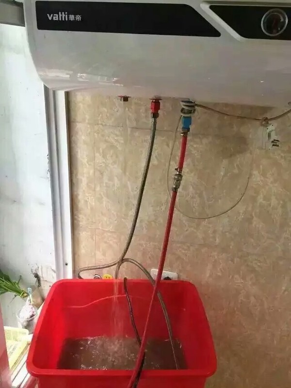 洁家邦热水器清洗